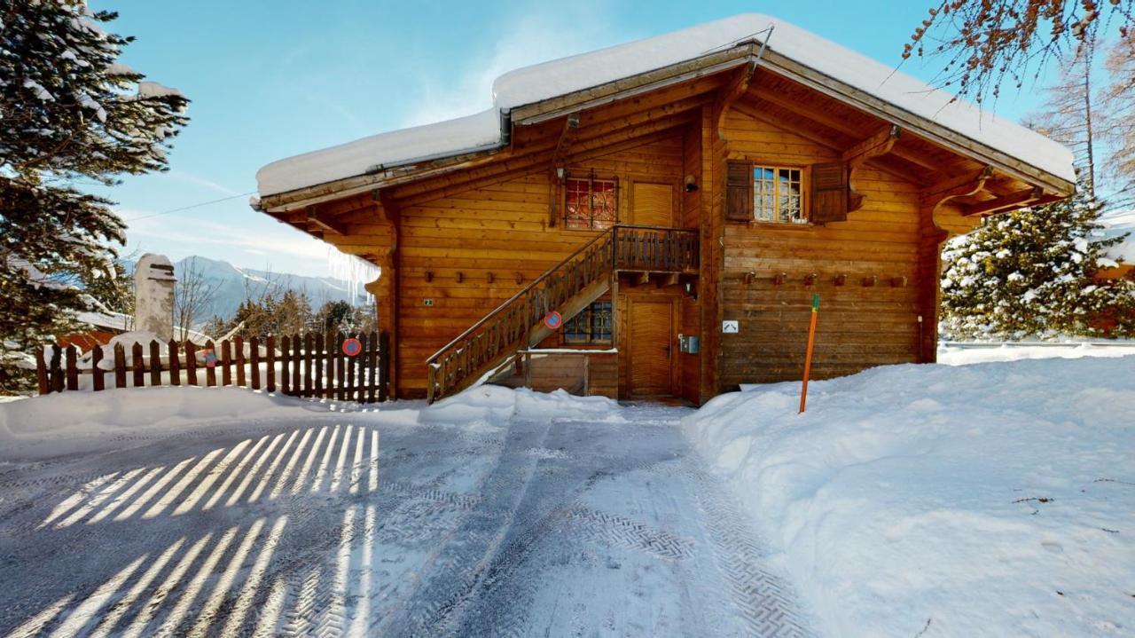 At The Bottom Of The Slopes In Crans-montana, Cosy Atmosphere *