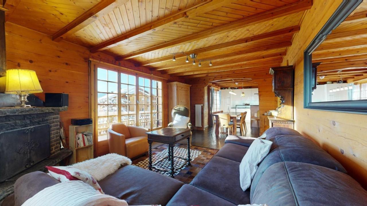At The Bottom Of The Slopes In Crans-montana, Cosy Atmosphere